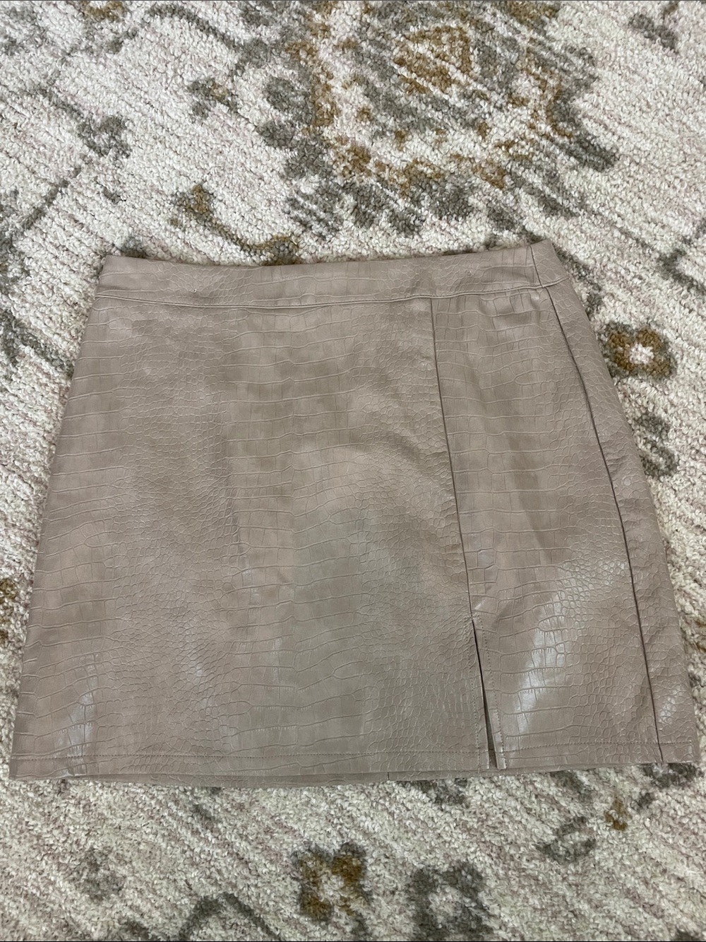 Le Lis Taupe Croc-Embossed Faux Leather Mini Skirt